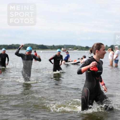21.06.2026 - Viking Triathlon Michael Strokosch http://msf.ph/oto/9823827 21.06.2026 10:43:49 Schwimmen 139, 163, 208, 220, 230, 231, 247, 248, 318, 444, 464, 550, 614 meine-sportfotos.de