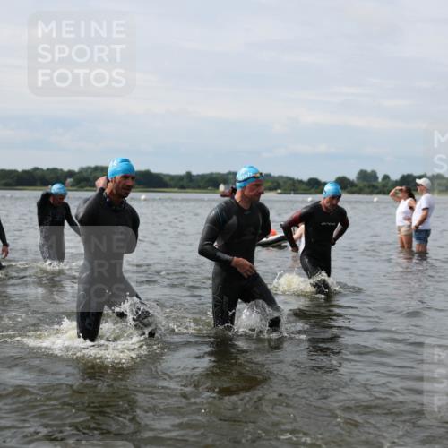 21.06.2026 - Viking Triathlon Michael Strokosch http://msf.ph/oto/9823832 21.06.2026 10:43:51 Schwimmen 139, 208, 220, 247, 248, 318, 444, 464, 550, 614 meine-sportfotos.de