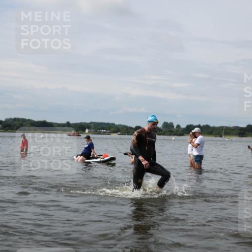 21.06.2026 - Viking Triathlon Michael Strokosch http://msf.ph/oto/9823882 21.06.2026 10:44:17 Schwimmen 22, 423, 601, 602, 617, 632, 641 meine-sportfotos.de