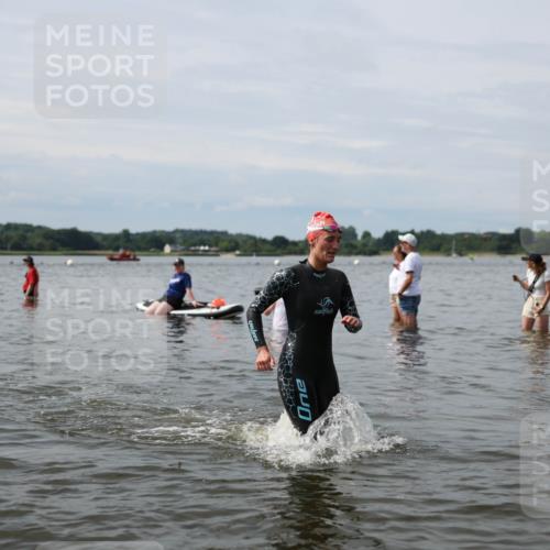 21.06.2026 - Viking Triathlon Michael Strokosch http://msf.ph/oto/9823893 21.06.2026 10:44:29 Schwimmen 531, 590, 601 meine-sportfotos.de