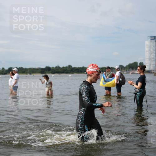 21.06.2026 - Viking Triathlon Michael Strokosch http://msf.ph/oto/9823899 21.06.2026 10:44:30 Schwimmen 531, 590, 601 meine-sportfotos.de