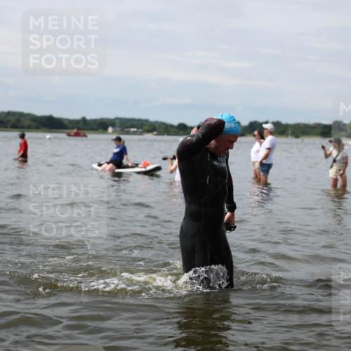 21.06.2026 - Viking Triathlon Michael Strokosch http://msf.ph/oto/9823902 21.06.2026 10:44:35 Schwimmen 350, 377, 531, 590, 601 meine-sportfotos.de