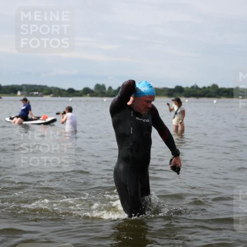 21.06.2026 - Viking Triathlon Michael Strokosch http://msf.ph/oto/9823904 21.06.2026 10:44:35 Schwimmen 350, 377, 531, 590, 601 meine-sportfotos.de