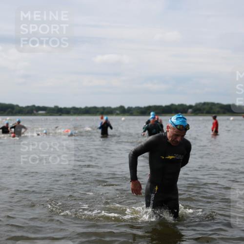 21.06.2026 - Viking Triathlon Michael Strokosch http://msf.ph/oto/9823909 21.06.2026 10:44:38 Schwimmen 276, 350, 377, 531, 590, 601 meine-sportfotos.de