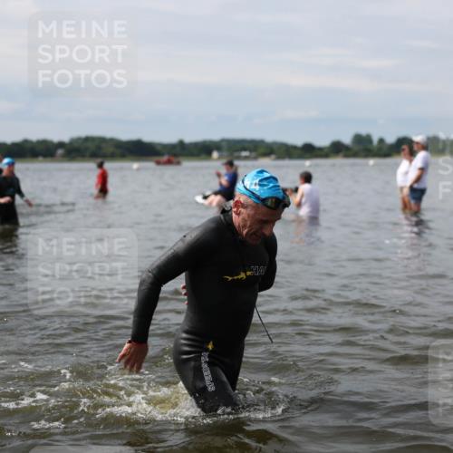 21.06.2026 - Viking Triathlon Michael Strokosch http://msf.ph/oto/9823914 21.06.2026 10:44:39 Schwimmen 276, 350, 377, 531, 590, 658 meine-sportfotos.de