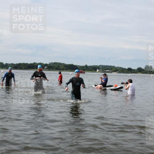 21.06.2026 - Viking Triathlon Michael Strokosch http://msf.ph/oto/9823919 21.06.2026 10:44:43 Schwimmen 33, 276, 329, 350, 377, 531, 590, 658, 668 meine-sportfotos.de
