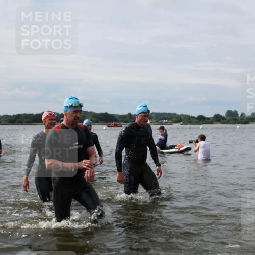 21.06.2026 - Viking Triathlon Michael Strokosch http://msf.ph/oto/9823941 21.06.2026 10:44:55 Schwimmen 33, 36, 151, 276, 308, 310, 326, 329, 345, 350, 366, 369, 377, 415, 445, 577, 658, 668 meine-sportfotos.de