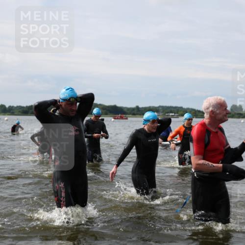21.06.2026 - Viking Triathlon Michael Strokosch http://msf.ph/oto/9823956 21.06.2026 10:45:01 Schwimmen 33, 36, 151, 258, 276, 308, 310, 326, 329, 345, 366, 369, 415, 445, 577, 658, 668 meine-sportfotos.de