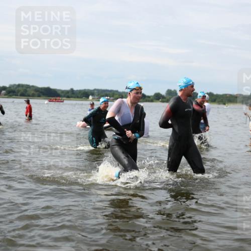 21.06.2026 - Viking Triathlon Michael Strokosch http://msf.ph/oto/9823982 21.06.2026 10:45:16 Schwimmen 37, 48, 85, 105, 147, 151, 158, 258, 273, 274, 302, 326, 345, 354, 366, 376, 540, 635 meine-sportfotos.de