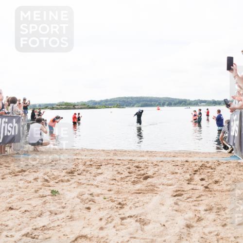21.06.2026 - Viking Triathlon Michael Strokosch http://msf.ph/oto/9823996 21.06.2026 10:24:26 Schwimmen 517 meine-sportfotos.de