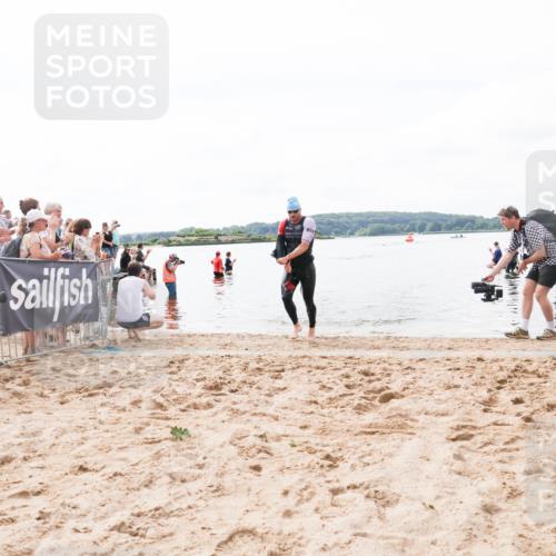 21.06.2026 - Viking Triathlon Michael Strokosch http://msf.ph/oto/9824020 21.06.2026 10:24:34 Schwimmen 517 meine-sportfotos.de