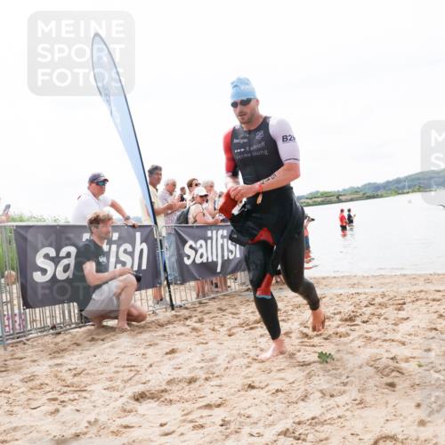 21.06.2026 - Viking Triathlon Michael Strokosch http://msf.ph/oto/9824026 21.06.2026 10:24:36 Schwimmen 517 meine-sportfotos.de