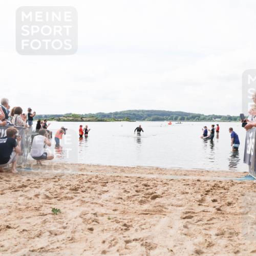 21.06.2026 - Viking Triathlon Michael Strokosch http://msf.ph/oto/9824028 21.06.2026 10:24:48 Schwimmen 9 meine-sportfotos.de