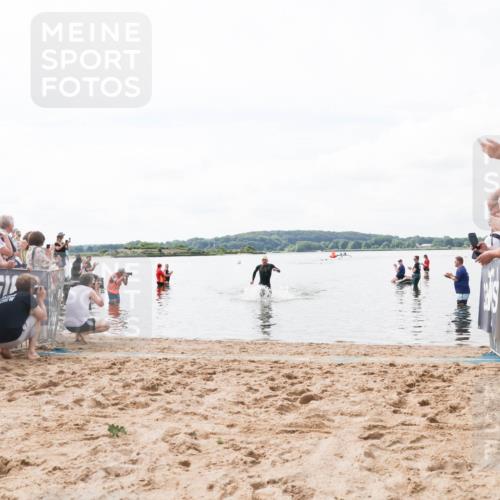 21.06.2026 - Viking Triathlon Michael Strokosch http://msf.ph/oto/9824041 21.06.2026 10:24:52 Schwimmen 9 meine-sportfotos.de