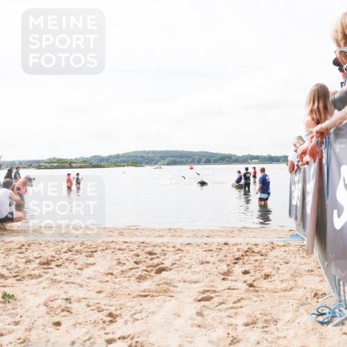 21.06.2026 - Viking Triathlon Michael Strokosch http://msf.ph/oto/9824058 21.06.2026 10:25:23 Schwimmen  meine-sportfotos.de
