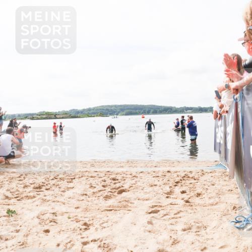 21.06.2026 - Viking Triathlon Michael Strokosch http://msf.ph/oto/9824071 21.06.2026 10:25:28 Schwimmen 1, 189 meine-sportfotos.de