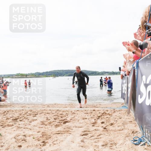 21.06.2026 - Viking Triathlon Michael Strokosch http://msf.ph/oto/9824121 21.06.2026 10:25:44 Schwimmen 4, 10 meine-sportfotos.de