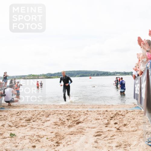 21.06.2026 - Viking Triathlon Michael Strokosch http://msf.ph/oto/9824132 21.06.2026 10:25:48 Schwimmen 4, 8, 10 meine-sportfotos.de