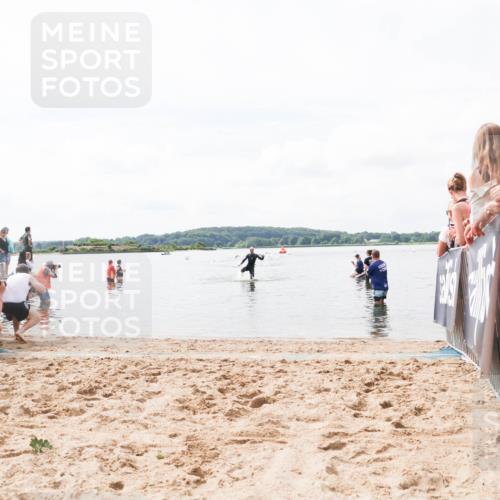 21.06.2026 - Viking Triathlon Michael Strokosch http://msf.ph/oto/9824177 21.06.2026 10:26:10 Schwimmen 2 meine-sportfotos.de