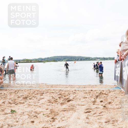 21.06.2026 - Viking Triathlon Michael Strokosch http://msf.ph/oto/9824184 21.06.2026 10:26:12 Schwimmen 2 meine-sportfotos.de