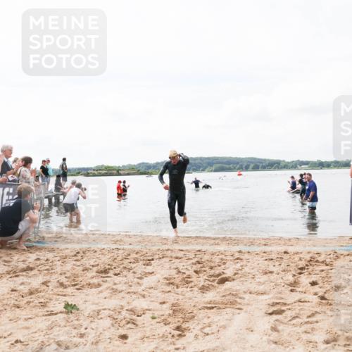 21.06.2026 - Viking Triathlon Michael Strokosch http://msf.ph/oto/9824204 21.06.2026 10:26:19 Schwimmen 2 meine-sportfotos.de