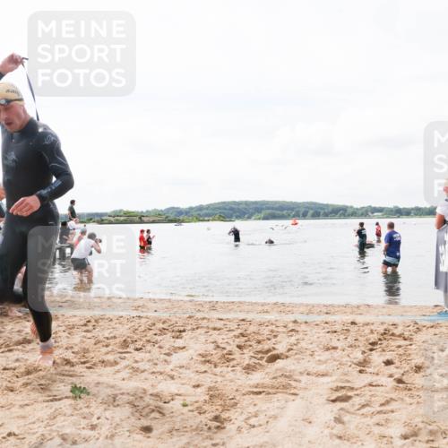 21.06.2026 - Viking Triathlon Michael Strokosch http://msf.ph/oto/9824209 21.06.2026 10:26:20 Schwimmen 2 meine-sportfotos.de