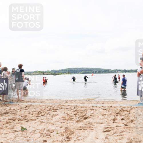21.06.2026 - Viking Triathlon Michael Strokosch http://msf.ph/oto/9824215 21.06.2026 10:26:23 Schwimmen 2, 21, 548 meine-sportfotos.de
