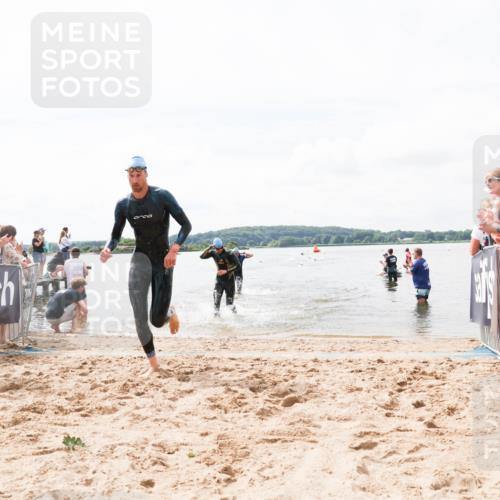 21.06.2026 - Viking Triathlon Michael Strokosch http://msf.ph/oto/9824238 21.06.2026 10:26:30 Schwimmen 21, 474, 548 meine-sportfotos.de