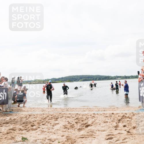 21.06.2026 - Viking Triathlon Michael Strokosch http://msf.ph/oto/9824282 21.06.2026 10:26:51 Schwimmen 334, 453 meine-sportfotos.de