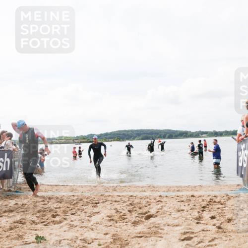 21.06.2026 - Viking Triathlon Michael Strokosch http://msf.ph/oto/9824290 21.06.2026 10:26:54 Schwimmen 176, 334, 453 meine-sportfotos.de