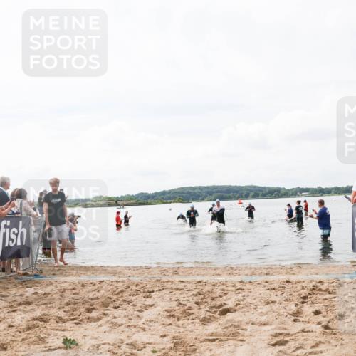 21.06.2026 - Viking Triathlon Michael Strokosch http://msf.ph/oto/9824302 21.06.2026 10:26:58 Schwimmen 176, 334, 426, 453 meine-sportfotos.de