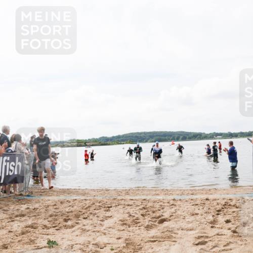 21.06.2026 - Viking Triathlon Michael Strokosch http://msf.ph/oto/9824303 21.06.2026 10:26:58 Schwimmen 176, 334, 426, 453 meine-sportfotos.de