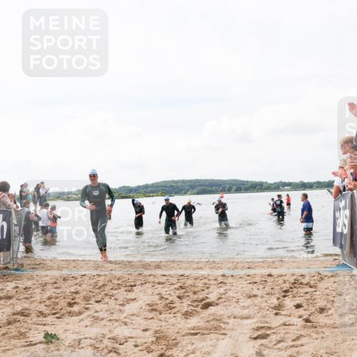 21.06.2026 - Viking Triathlon Michael Strokosch http://msf.ph/oto/9824323 21.06.2026 10:27:05 Schwimmen 7, 25, 176, 426, 547, 575 meine-sportfotos.de