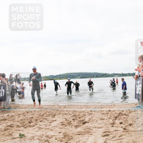 21.06.2026 - Viking Triathlon Michael Strokosch http://msf.ph/oto/9824324 21.06.2026 10:27:05 Schwimmen 7, 25, 176, 426, 547, 575 meine-sportfotos.de