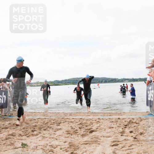 21.06.2026 - Viking Triathlon Michael Strokosch http://msf.ph/oto/9824337 21.06.2026 10:27:09 Schwimmen 7, 25, 176, 426, 547, 575 meine-sportfotos.de