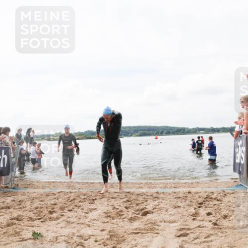 21.06.2026 - Viking Triathlon Michael Strokosch http://msf.ph/oto/9824340 21.06.2026 10:27:10 Schwimmen 7, 25, 426, 547, 575 meine-sportfotos.de