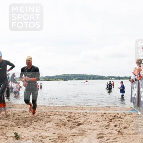 21.06.2026 - Viking Triathlon Michael Strokosch http://msf.ph/oto/9824346 21.06.2026 10:27:12 Schwimmen 7, 25, 547, 575 meine-sportfotos.de