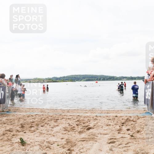 21.06.2026 - Viking Triathlon Michael Strokosch http://msf.ph/oto/9824350 21.06.2026 10:27:14 Schwimmen 7, 25, 547, 575 meine-sportfotos.de