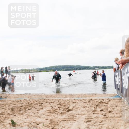 21.06.2026 - Viking Triathlon Michael Strokosch http://msf.ph/oto/9824377 21.06.2026 10:27:35 Schwimmen 46, 669 meine-sportfotos.de