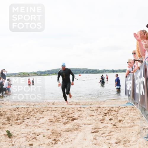 21.06.2026 - Viking Triathlon Michael Strokosch http://msf.ph/oto/9824414 21.06.2026 10:27:47 Schwimmen 422, 626 meine-sportfotos.de