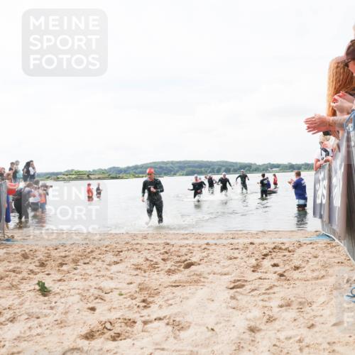 21.06.2026 - Viking Triathlon Michael Strokosch http://msf.ph/oto/9824435 21.06.2026 10:28:04 Schwimmen 19, 119, 371, 565, 620 meine-sportfotos.de
