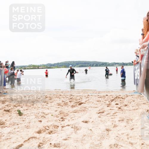 21.06.2026 - Viking Triathlon Michael Strokosch http://msf.ph/oto/9824569 21.06.2026 10:29:02 Schwimmen 466 meine-sportfotos.de