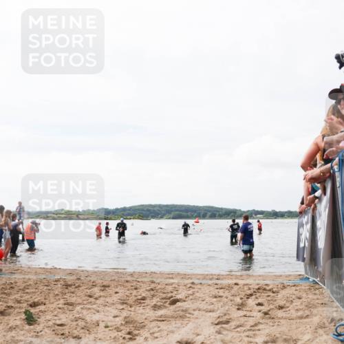 21.06.2026 - Viking Triathlon Michael Strokosch http://msf.ph/oto/9824903 21.06.2026 10:30:53 Schwimmen 337, 394 meine-sportfotos.de