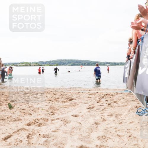 21.06.2026 - Viking Triathlon Michael Strokosch http://msf.ph/oto/9825016 21.06.2026 10:31:31 Schwimmen 14, 486 meine-sportfotos.de