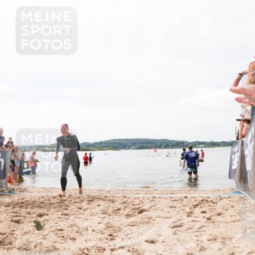 21.06.2026 - Viking Triathlon Michael Strokosch http://msf.ph/oto/9825167 21.06.2026 10:32:27 Schwimmen 13, 145 meine-sportfotos.de