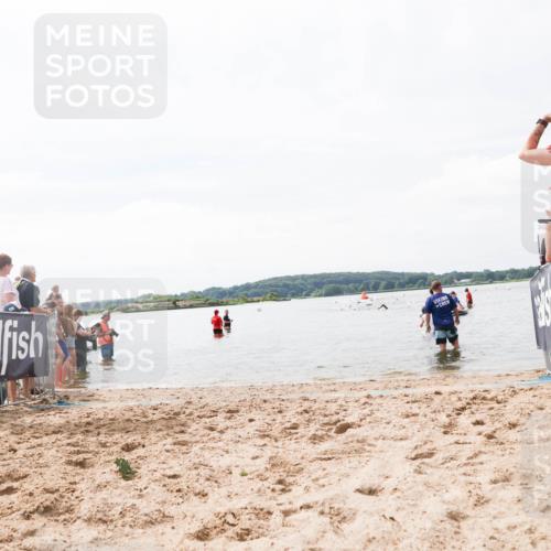 21.06.2026 - Viking Triathlon Michael Strokosch http://msf.ph/oto/9825171 21.06.2026 10:32:29 Schwimmen 13 meine-sportfotos.de