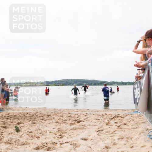 21.06.2026 - Viking Triathlon Michael Strokosch http://msf.ph/oto/9825185 21.06.2026 10:32:43 Schwimmen 447, 500 meine-sportfotos.de