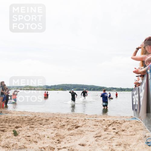 21.06.2026 - Viking Triathlon Michael Strokosch http://msf.ph/oto/9825187 21.06.2026 10:32:43 Schwimmen 447, 500 meine-sportfotos.de