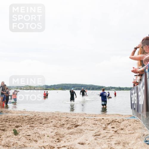 21.06.2026 - Viking Triathlon Michael Strokosch http://msf.ph/oto/9825188 21.06.2026 10:32:44 Schwimmen 447, 500 meine-sportfotos.de