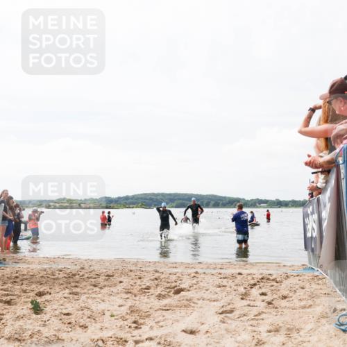 21.06.2026 - Viking Triathlon Michael Strokosch http://msf.ph/oto/9825190 21.06.2026 10:32:44 Schwimmen 447, 500 meine-sportfotos.de